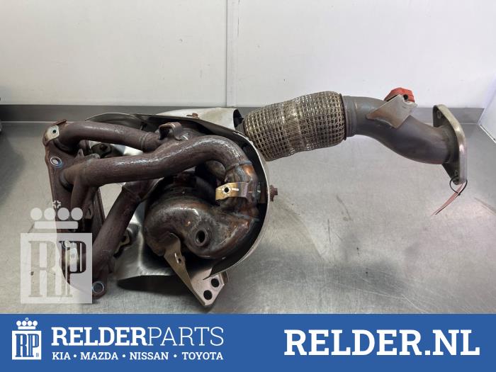 Gebruikte Katalysator Mazda 3 Sport (BP) 2.0 SkyActiv-G 122 Mild Hybrid 16V Prijs € 250,00 Margeregeling aangeboden door Relder Parts B.V.