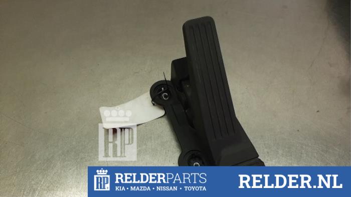 Gaspedaalpositie Sensor van een Mazda 3 Sport (BP) 2.0 SkyActiv-G 122 Mild Hybrid 16V 2022