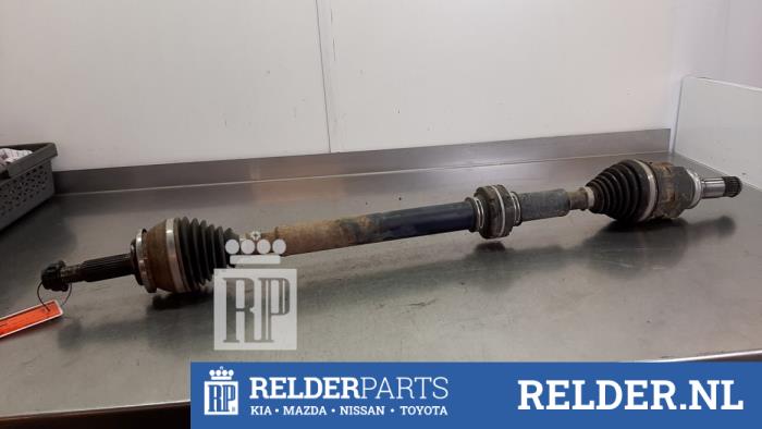 Gebruikte Steekas rechts-voor Toyota Prius (ZVW5) 1.8 16V Hybrid Prijs € 50,00 Margeregeling aangeboden door Relder Parts B.V.