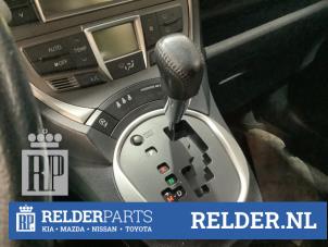 Gebruikte Pookknop Toyota Verso S 1.33 16V Dual VVT-I Prijs € 50,00 Margeregeling aangeboden door Relder Parts B.V.