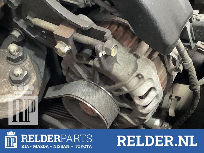 Gebruikte Dynamo Kia Cee'd Sporty Wagon (EDF) 1.6 16V Prijs € 35,00 Margeregeling aangeboden door Relder Parts B.V.