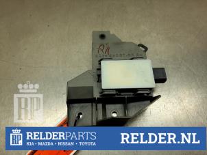 Gebruikte Radar sensor Kia Sportage (NQ5E) 1.6 T-GDi Hybrid 16V Prijs € 50,00 Margeregeling aangeboden door Relder Parts B.V.