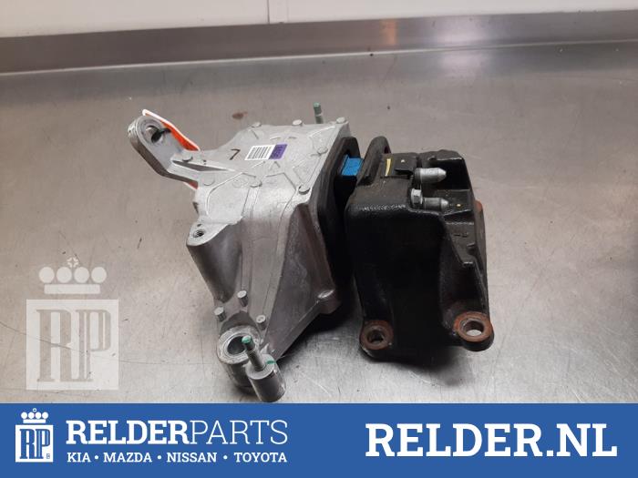 Gebruikte Motorrubber Kia Sportage (NQ5E) 1.6 T-GDi Hybrid 16V Prijs € 50,00 Margeregeling aangeboden door Relder Parts B.V.