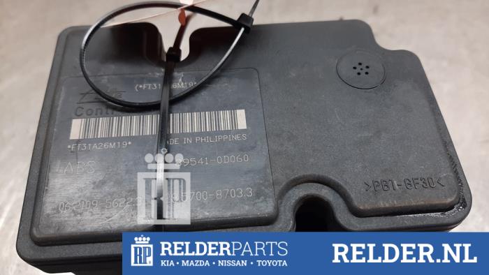 Gebruikte ABS Computer Toyota Yaris II (P9) 1.33 16V Dual VVT-I Prijs € 75,00 Margeregeling aangeboden door Relder Parts B.V.