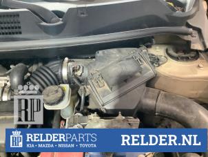Gebruikte Luchtfilterhuis Nissan Qashqai (J10) 2.0 16V Prijs € 30,00 Margeregeling aangeboden door Relder Parts B.V.