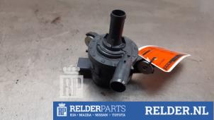Gebruikte Waterpomp Toyota Yaris IV (P21/PA1/PH1) 1.5 12V Hybrid 115 Prijs € 200,00 Margeregeling aangeboden door Relder Parts B.V.
