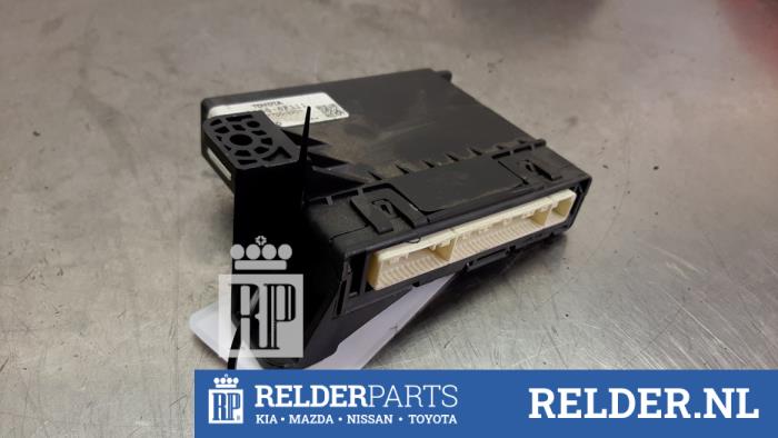 Gebruikte Koeling Module Toyota Verso 1.8 16V VVT-i Prijs € 35,00 Margeregeling aangeboden door Relder Parts B.V.