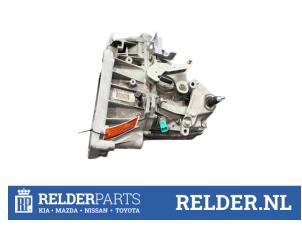 Gebruikte Versnellingsbak Nissan Juke (F15) 1.2 DIG-T 16V Prijs € 400,00 Margeregeling aangeboden door Relder Parts B.V.