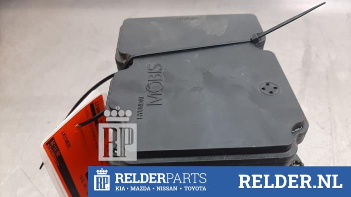 Gebruikte ABS Computer Kia Cee'd (JDB5) 1.4 CRDi 16V Prijs € 90,00 Margeregeling aangeboden door Relder Parts B.V.