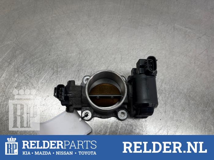 Gebruikte Gasklephuis Toyota Avensis Wagon (T25/B1E) 2.0 16V D-4D-F Prijs € 35,00 Margeregeling aangeboden door Relder Parts B.V.