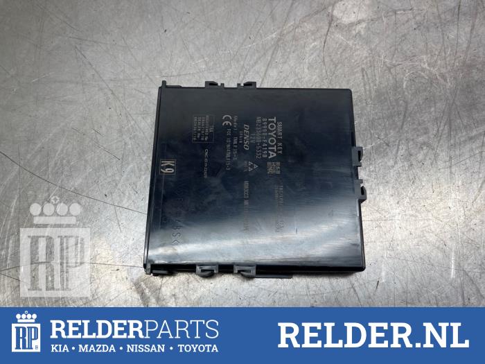 Computer Diversen van een Toyota C-HR (X1,X5) 2.0 16V Hybrid 2020