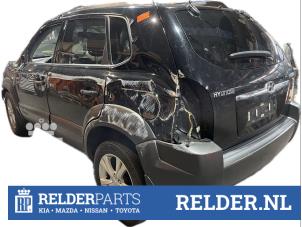 Gebruikte Cardanklok achter Hyundai Tucson (JM) 2.7 V6 24V 4x4 Autom. Prijs € 145,00 Margeregeling aangeboden door Relder Parts B.V.