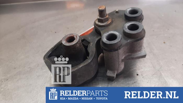 Motorsteun van een Mazda CX-60 (KH) 2.5 e-SkyActiv PHEV 2023