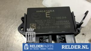 Gebruikte Module PDC Mazda CX-60 (KH) 2.5 e-SkyActiv PHEV Prijs € 150,00 Margeregeling aangeboden door Relder Parts B.V.