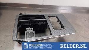 Gebruikte Dashboard deel Mazda CX-60 (KH) 2.5 e-SkyActiv PHEV Prijs € 75,00 Margeregeling aangeboden door Relder Parts B.V.