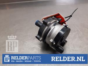 Gebruikte Waterpomp Hyundai Ioniq EV 38 kWh Prijs € 125,00 Margeregeling aangeboden door Relder Parts B.V.