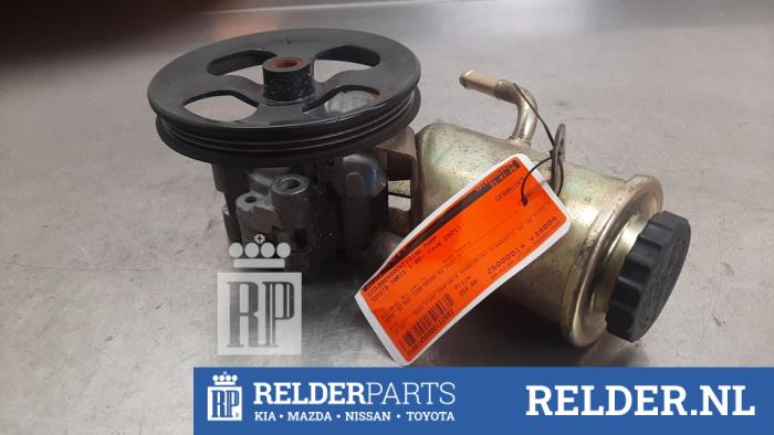 Gebruikte Servopomp Toyota Yaris (P1) 1.3 16V VVT-i Prijs € 25,00 Margeregeling aangeboden door Relder Parts B.V.