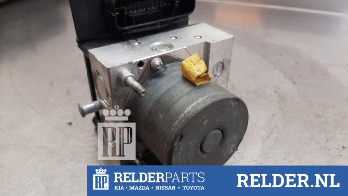 Gebruikte ABS Pomp Kia Venga 1.4 CVVT 16V Prijs € 90,00 Margeregeling aangeboden door Relder Parts B.V.
