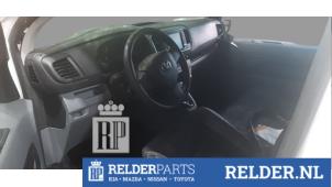 Gebruikte Computer Motormanagement Toyota ProAce 2.0 D-4D 122 16V Worker Prijs € 125,00 Margeregeling aangeboden door Relder Parts B.V.