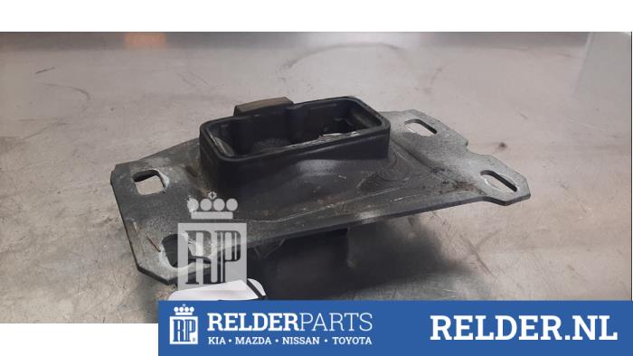 Gebruikte Motorrubber Toyota ProAce 2.0 D-4D 122 16V Worker Prijs € 35,00 Margeregeling aangeboden door Relder Parts B.V.