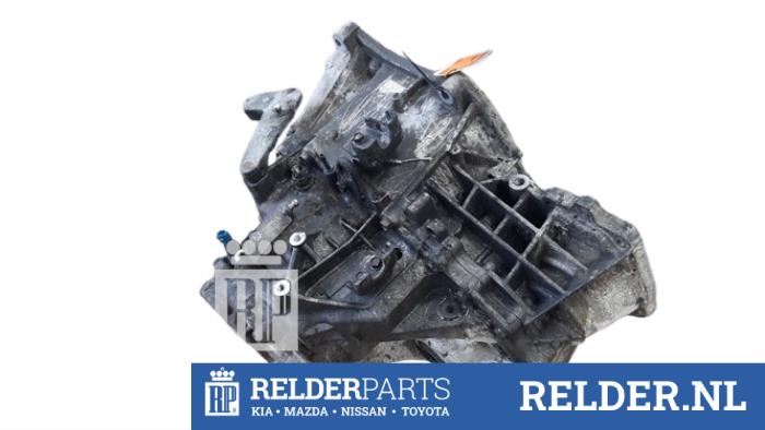 Versnellingsbak van een Nissan Qashqai (J10) 2.0 16V 4x4 2007