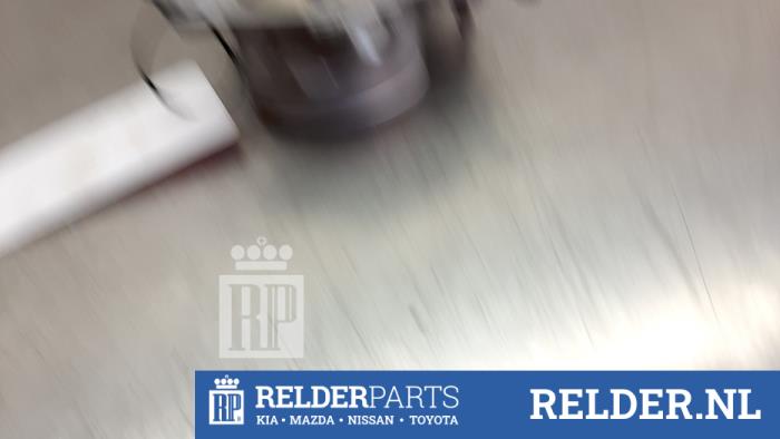 Gebruikte Gasklephuis Toyota Corolla Cross Prijs € 125,00 Margeregeling aangeboden door Relder Parts B.V.