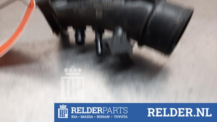 Gebruikte Intercooler Buis Nissan Qashqai (J11) 1.3 DIG-T 140 16V Prijs € 50,00 Margeregeling aangeboden door Relder Parts B.V.
