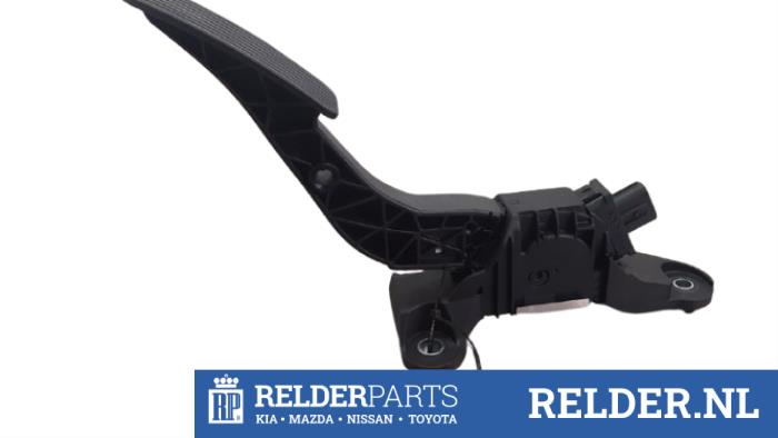 Gebruikte Sensor Gaspedaalpositie Kia Stonic (YB) 1.0i T-GDi 12V Eco-Dynamics+ Prijs € 30,00 Margeregeling aangeboden door Relder Parts B.V.