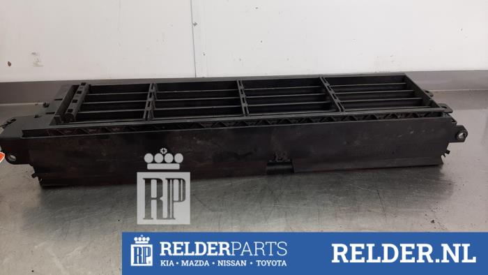 Gebruikte Luchthoeveelheidsmeter Nissan Qashqai (J11) 1.3 DIG-T 140 16V Prijs € 135,00 Margeregeling aangeboden door Relder Parts B.V.