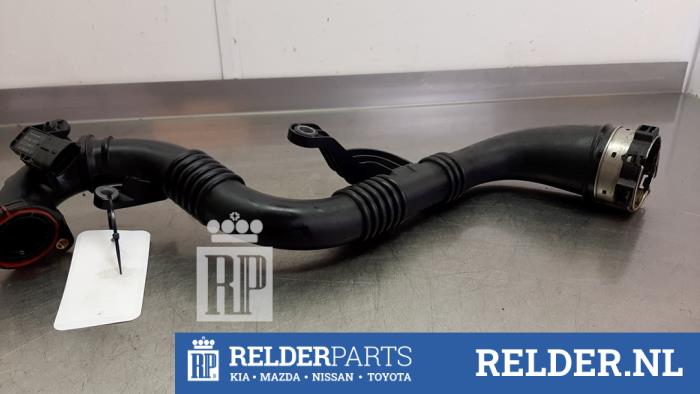 Gebruikte Intercooler Buis Nissan Qashqai (J11) 1.2 DIG-T 16V Prijs € 50,00 Margeregeling aangeboden door Relder Parts B.V.