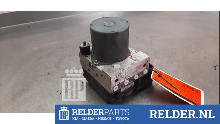 Gebruikte ABS Computer Toyota Aygo (B10) 1.0 12V VVT-i Prijs € 75,00 Margeregeling aangeboden door Relder Parts B.V.
