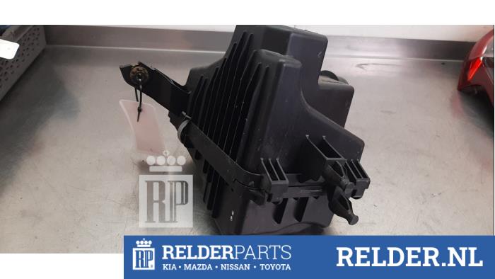 Gebruikte Luchtfilterhuis Nissan Qashqai (J11) 1.3 DIG-T 160 16V Prijs € 45,00 Margeregeling aangeboden door Relder Parts B.V.
