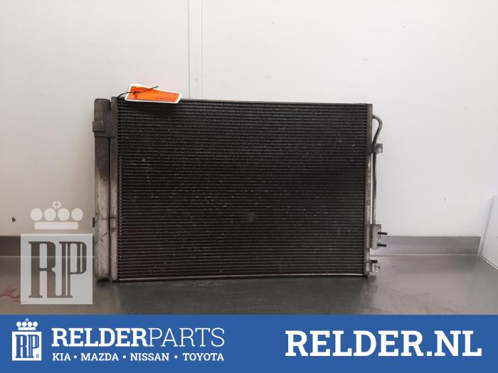 Gebruikte Airco Condensor Kia Rio III (UB) 1.2 CVVT 16V Prijs € 50,00 Margeregeling aangeboden door Relder Parts B.V.