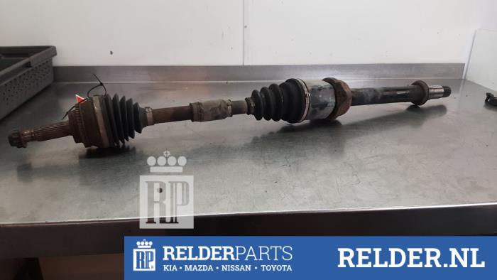Gebruikte Steekas rechts-voor Toyota Avensis Wagon (T25/B1E) 2.4 16V VVT-i D4 Prijs € 150,00 Margeregeling aangeboden door Relder Parts B.V.