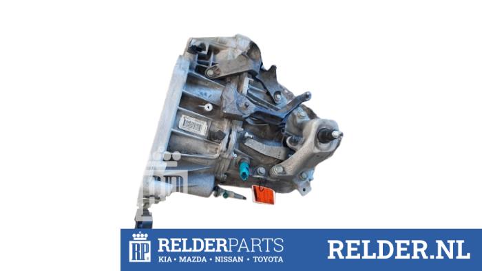 Gebruikte Versnellingsbak Nissan Qashqai (J11) 1.2 DIG-T 16V Prijs € 300,00 Margeregeling aangeboden door Relder Parts B.V.