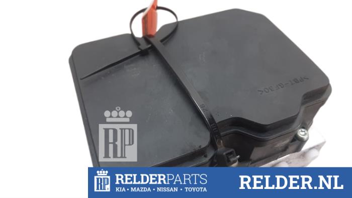 Gebruikte Computer ABS Toyota Yaris Cross (PB1/PJ1) 1.5 12V Hybrid 115 Prijs € 175,00 Margeregeling aangeboden door Relder Parts B.V.