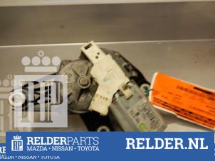 Gebruikte Motor Ruitenwisser achter Nissan Primastar Prijs € 45,00 Margeregeling aangeboden door Relder Parts B.V.