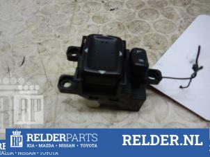 Gebruikte Schakelaar Spiegel Mazda 6 Sportbreak (GY19/89) 2.3i 16V X-Drive Prijs € 25,00 Margeregeling aangeboden door Relder Parts B.V.