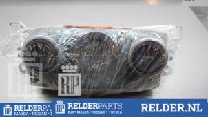 Gebruikte Chaufage Bedieningspaneel Mazda CX-7 2.2 MZR-CD 16V Prijs € 40,00 Margeregeling aangeboden door Relder Parts B.V.