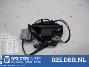 Gebruikte Relais Mazda CX-7 2.2 MZR-CD 16V Prijs € 25,00 Margeregeling aangeboden door Relder Parts B.V.
