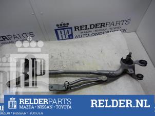 Gebruikte Ruitenwis Mechaniek Mazda 5 (CWA9) 1.6 CITD 16V Prijs € 45,00 Margeregeling aangeboden door Relder Parts B.V.