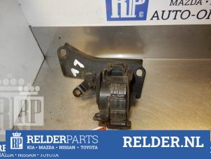 Gebruikte Motorrubber Toyota Avensis (T25/B1D) 2.2 D-4D 16V Prijs € 27,00 Margeregeling aangeboden door Relder Parts B.V.