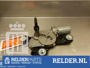 Gebruikte Ruitenwissermotor achter Mazda 3 Sport (BK14) 1.6 CiTD 16V Prijs € 45,00 Margeregeling aangeboden door Relder Parts B.V.