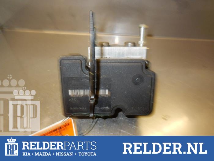 Gebruikte Computer ABS Nissan Pixo (D31S) 1.0 12V Prijs € 70,00 Margeregeling aangeboden door Relder Parts B.V.