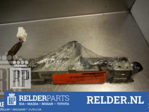 Gebruikte Display Interieur Mazda RX-8 (SE17) 1.3 Renesis Prijs € 68,00 Margeregeling aangeboden door Relder Parts B.V.