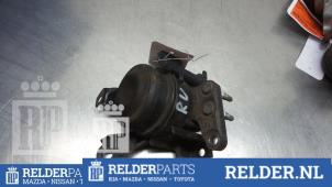 Gebruikte Motorsteun Toyota Corolla (E12) 2.0 D-4D 16V 90 Prijs € 27,00 Margeregeling aangeboden door Relder Parts B.V.