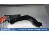 Gaspedaalpositie Sensor van een Mazda 3 Sport (BK) 1.6 CiTD 16V 2006