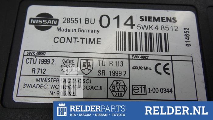 Computer Body Control van een Nissan Almera Tino (V10M) 2.0 16V CVT 2003