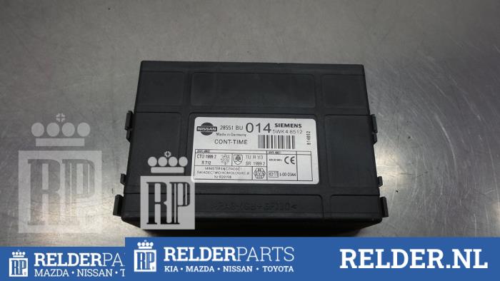 Computer Body Control van een Nissan Almera Tino (V10M) 2.0 16V CVT 2003