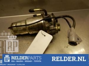 Gebruikte Opvoerpomp Toyota Corolla (E12) 1.4 D-4D 16V Prijs € 36,00 Margeregeling aangeboden door Relder Parts B.V.